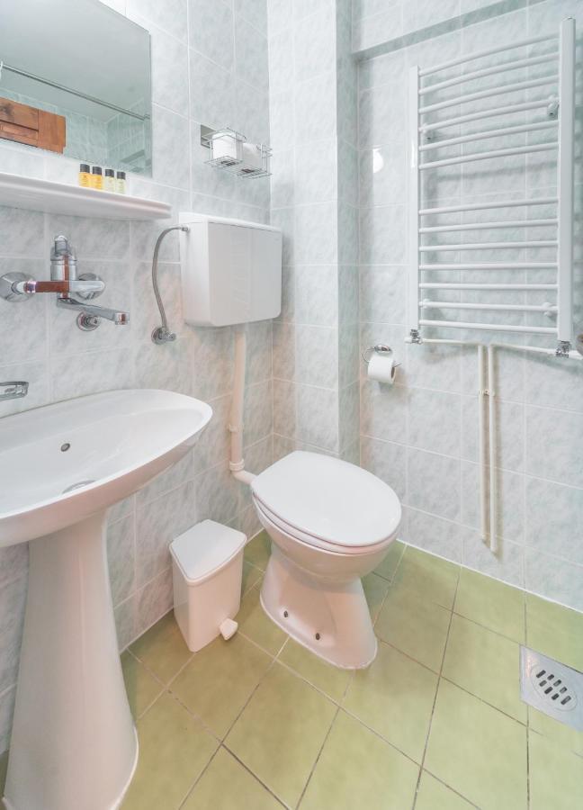 R Club Apartments Old Town บุดวา ภายนอก รูปภาพ